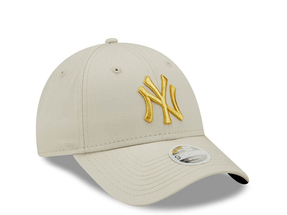 New Era New York Yankees Metallic Logo Womens 9Forty Strapback Cap