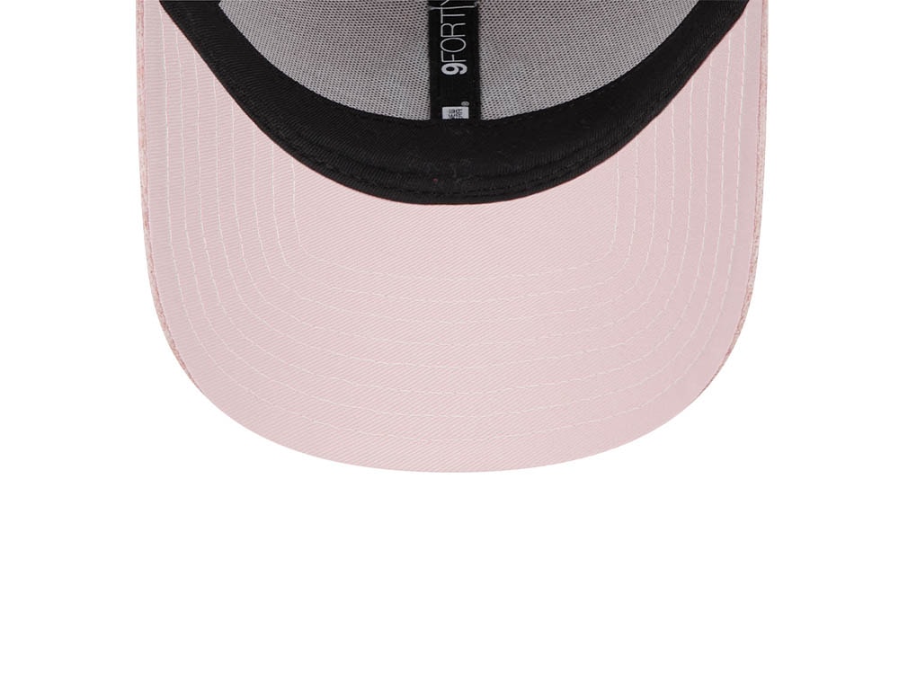 New Era New York Yankees Fleece Pink Womens 9Forty Strapback Cap
