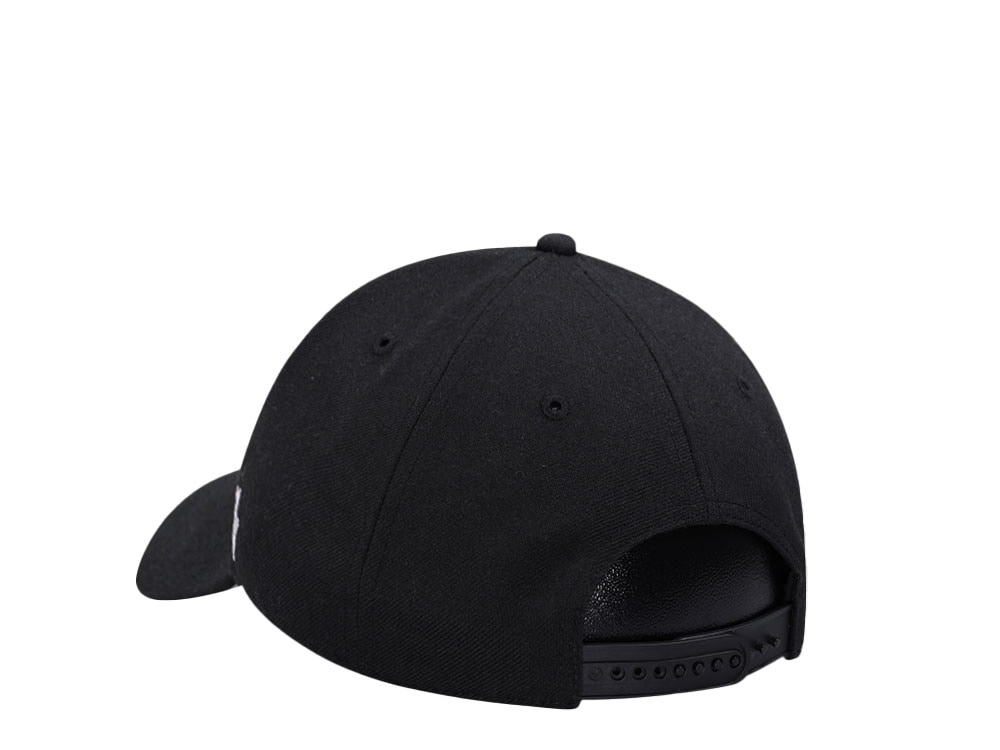 47Brand Chicago Blackhawks Black MVP Snapback Cap