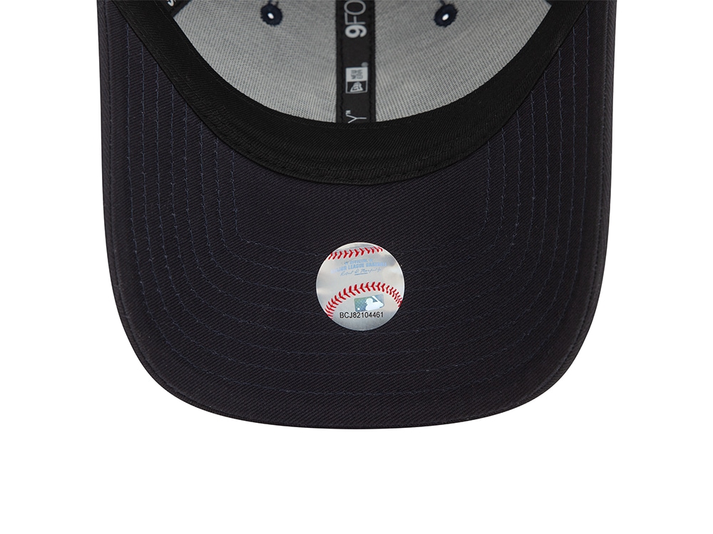 New Era New York Yankees Navy 9Forty Strapback Cap