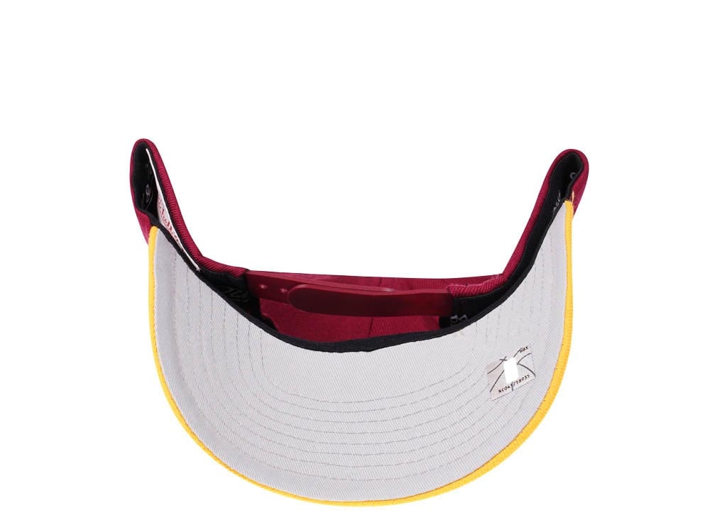 Mitchell & Ness Cleveland Cavaliers Two Tone Red Line Solid Flex Snapback Cap