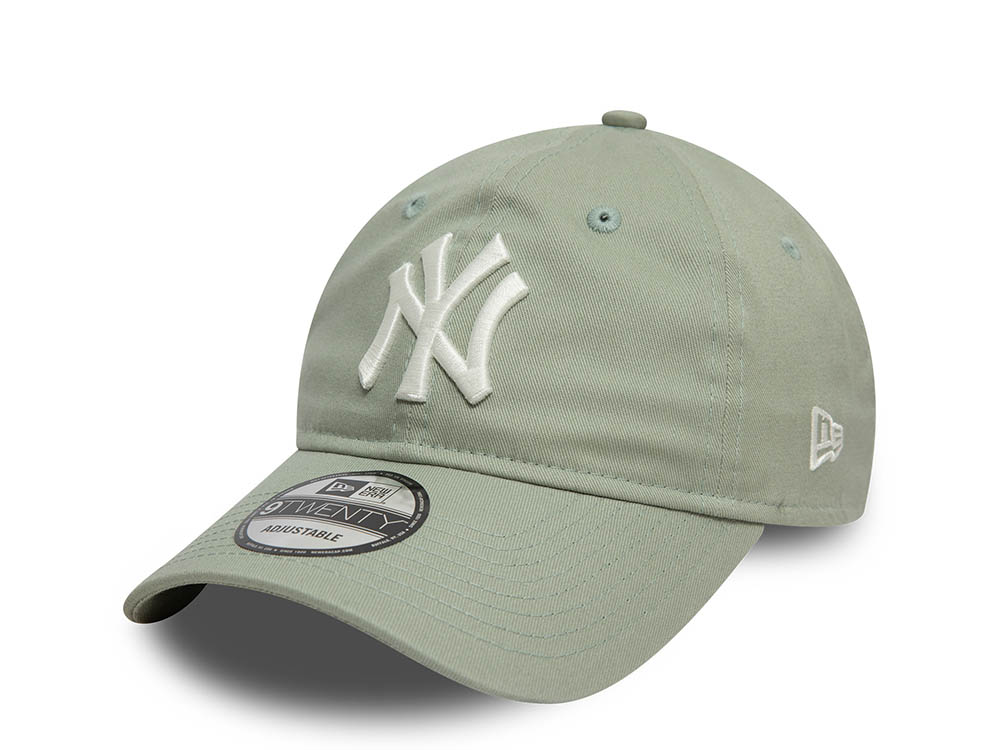 New Era New York Yankees League Essential Olive 9Twenty Strapback Cap