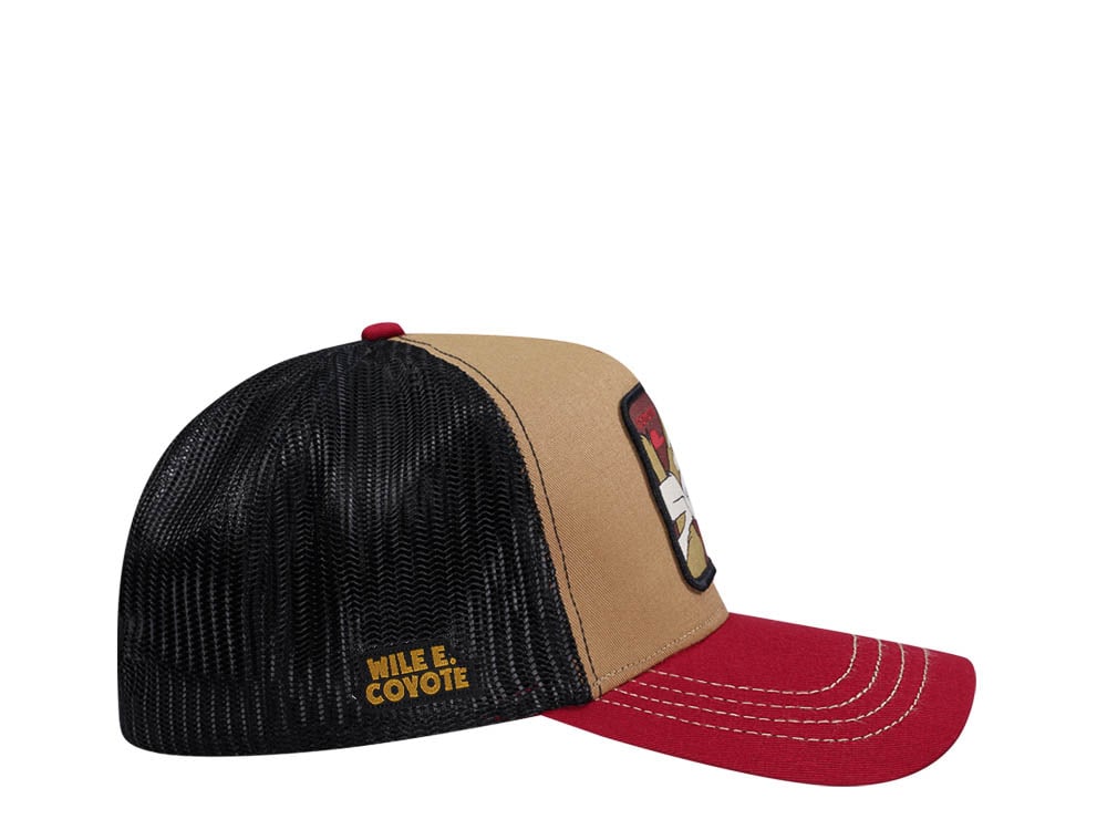 Capslab Looney Tunes Wile E Coyote Orange/Red/Black Trucker Snapback Cap