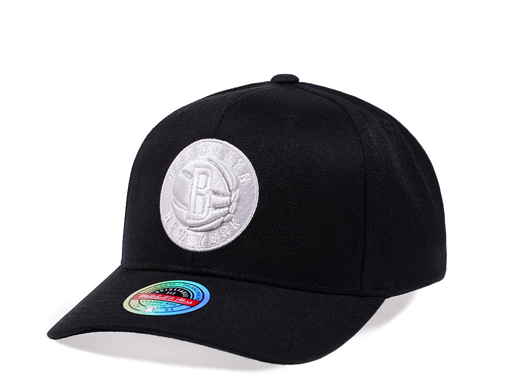 Mitchell & Ness Brooklyn Nets Duotone Red Line Flex Snapback Cap