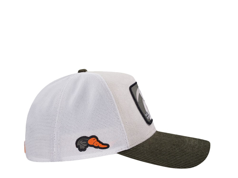 Capslab Looney Tunes Bugs Bunny Trucker Snapback Cap
