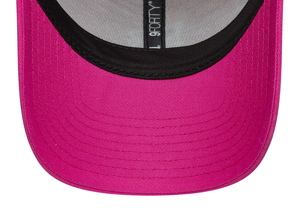 New Era Chelsea Fc Lion Crest Pink 9Forty Snapback Cap