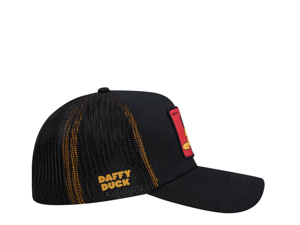 Capslab Looney Tunes Daffy Duck Black Trucker Snapback Cap