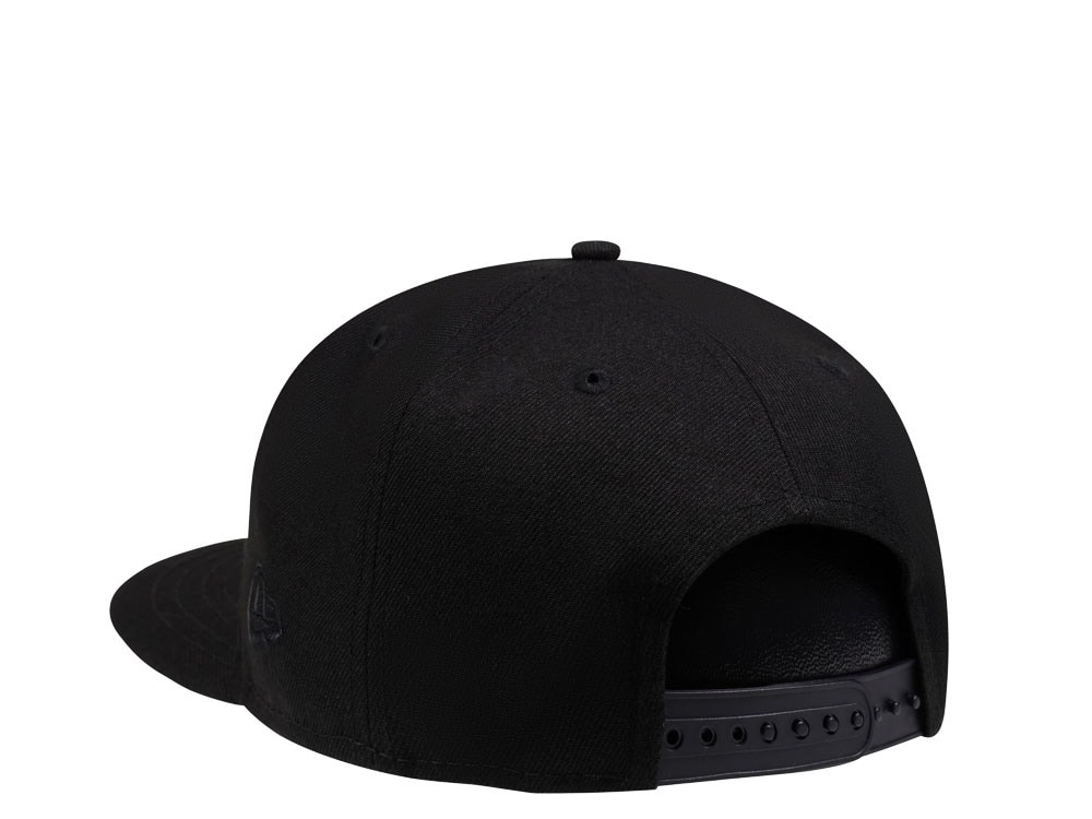 New Era Brooklyn Nets Home Badge Edition 9Fifty Snapback Cap