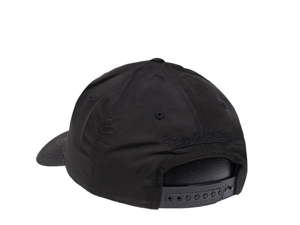 Mitchell & Ness Toronto Raptors Low Pro Original Fit Snapback Cap