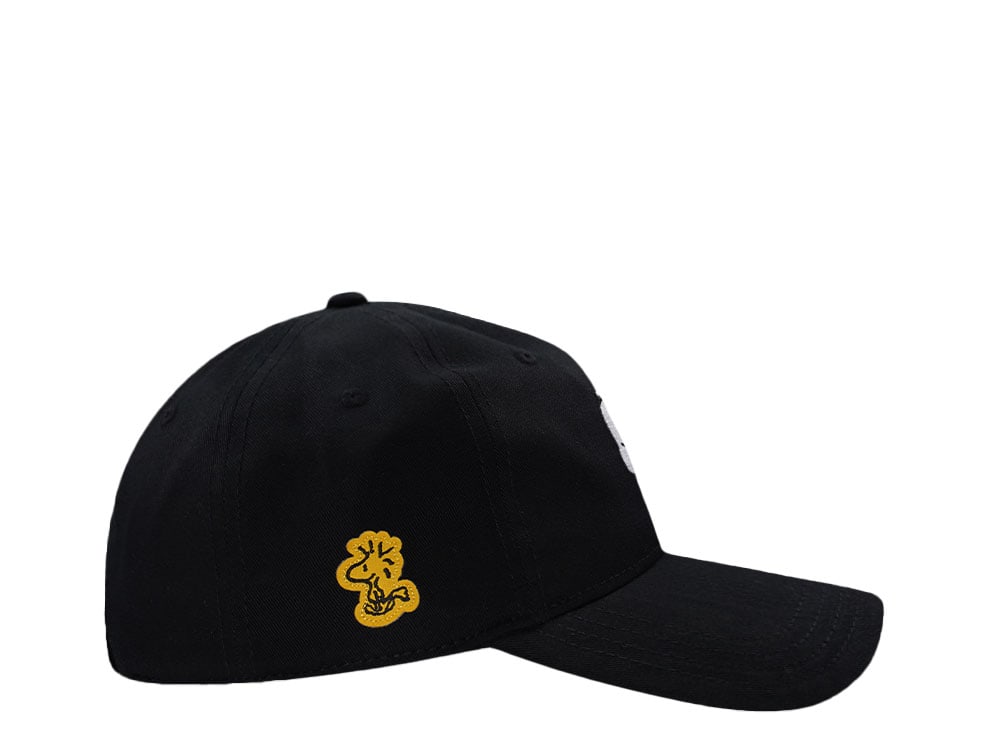 Capslab Peanuts Snoopy Black Strapback Cap
