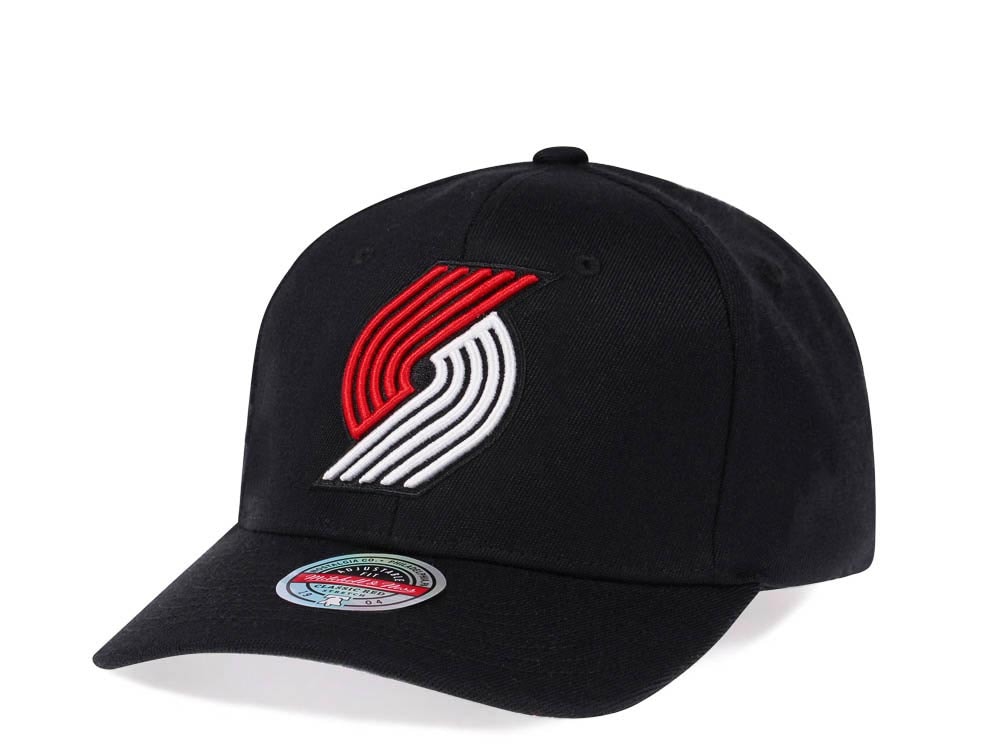 Mitchell & Ness Portland Trail Blazers Team Ground Red Line Solid Flex Snapback Cap