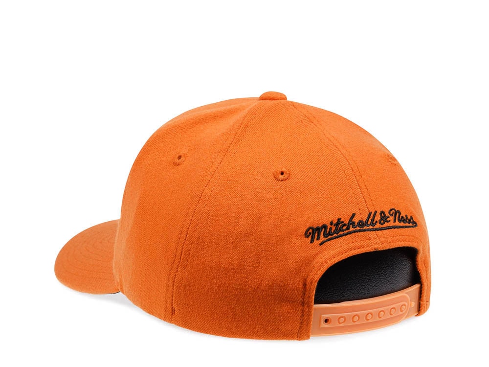 Mitchell & Ness Brooklyn Nets Dark Cast Red Line Flex Snapback Cap