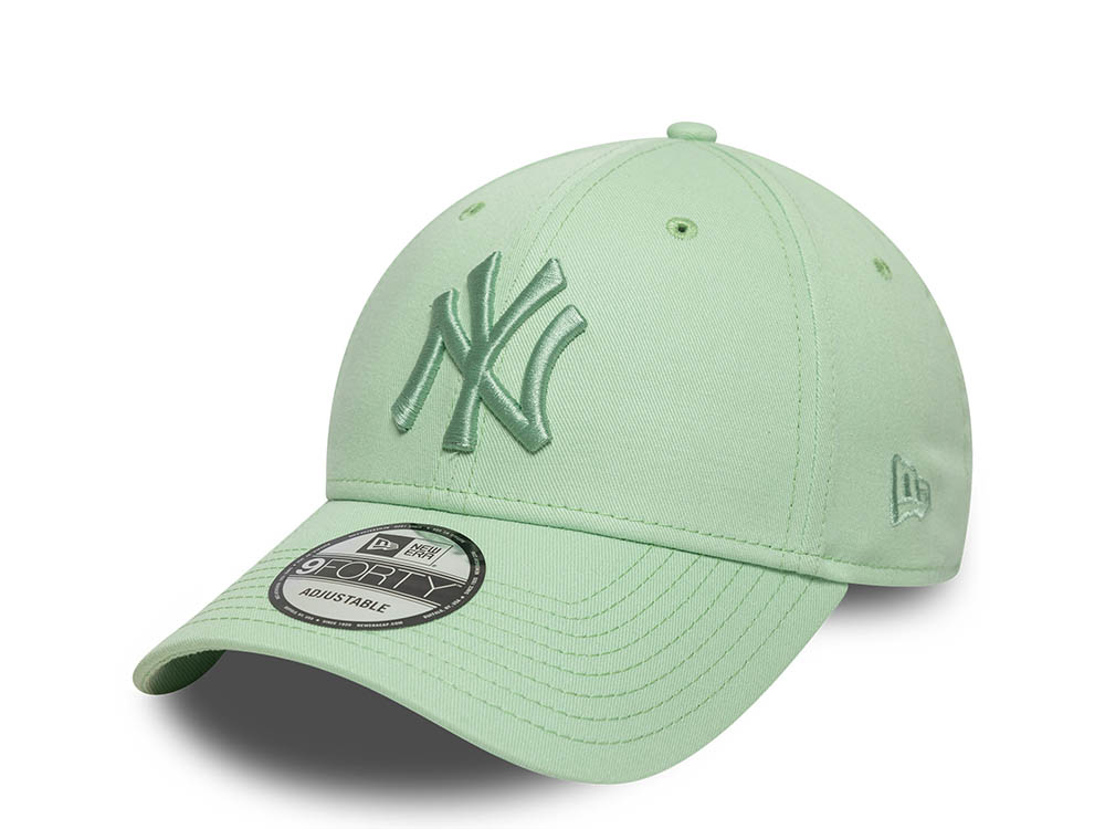 New Era New York Yankees League Essential Mint 9Forty Strapback Cap