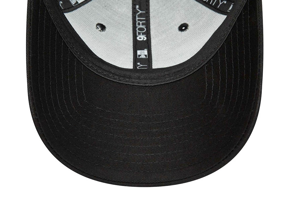 New Era Half Time Black 9Forty Strapback Cap