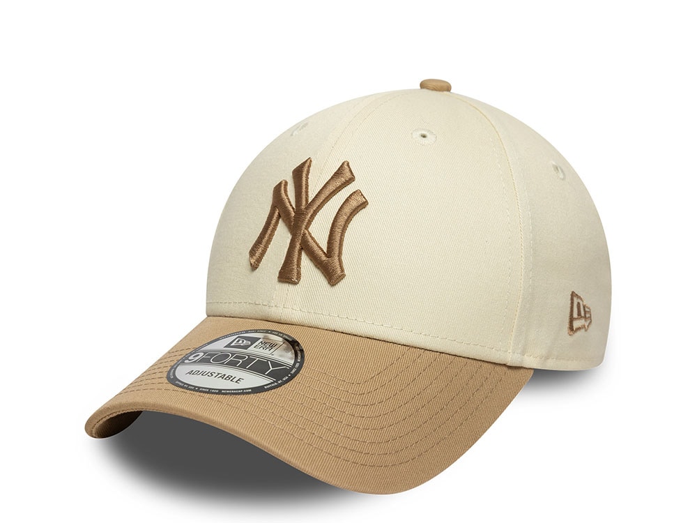 New Era New York Yankees Color Block Lettering 9Forty Strapback Cap