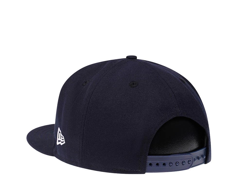 New Era Cleveland Guardians Navy Classic Edition 9Fifty Snapback Cap