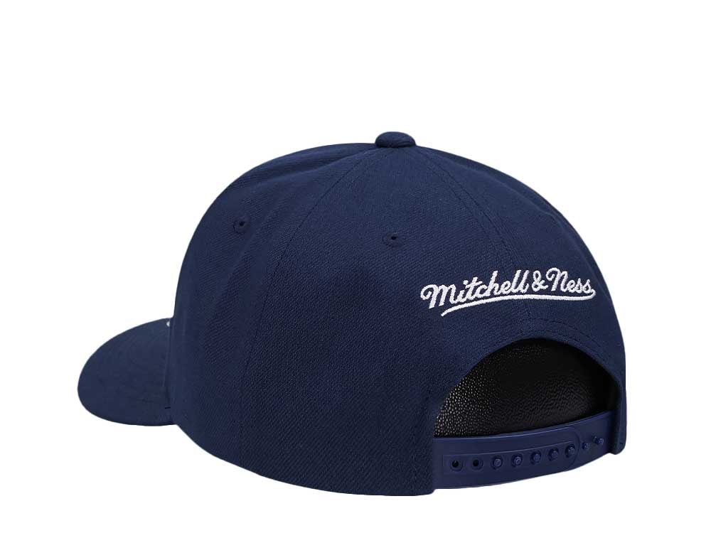 Mitchell & Ness Hartford Whalers Team Ground 2.0 Pro Navy Snapback Cap
