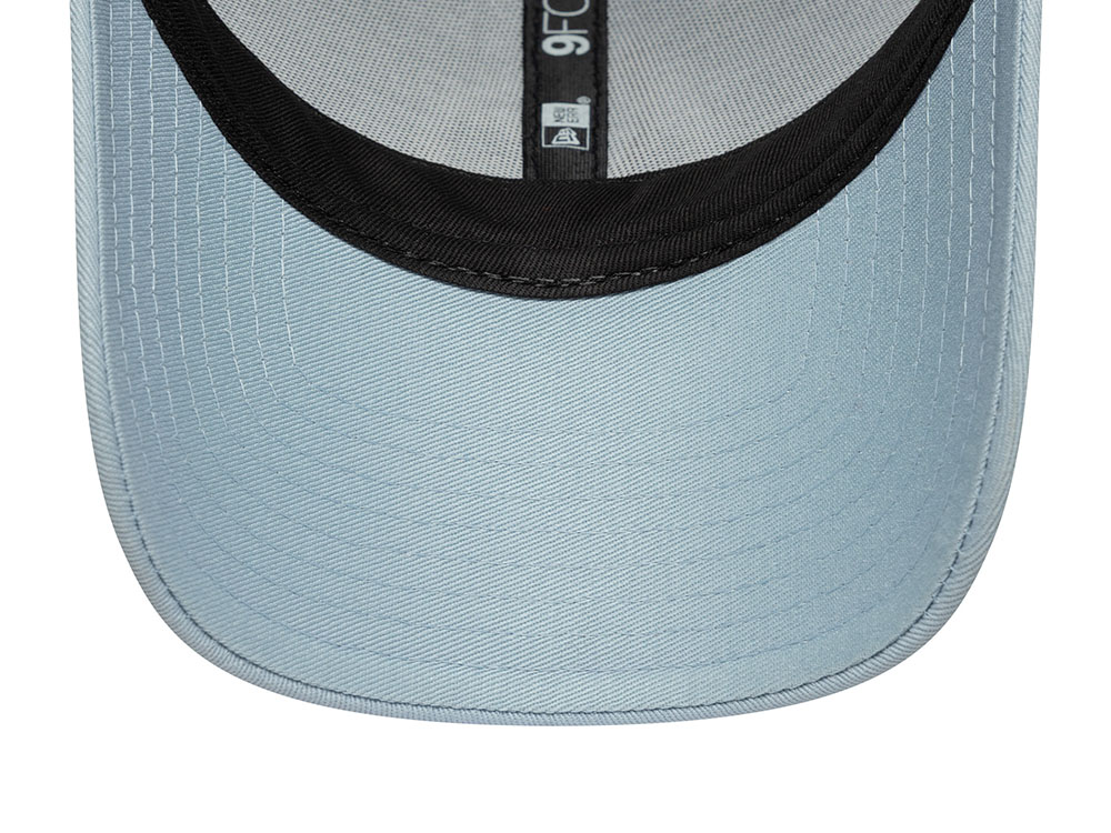 New Era Vespa Essential Sky Blue Edition 9Forty Strapback Cap