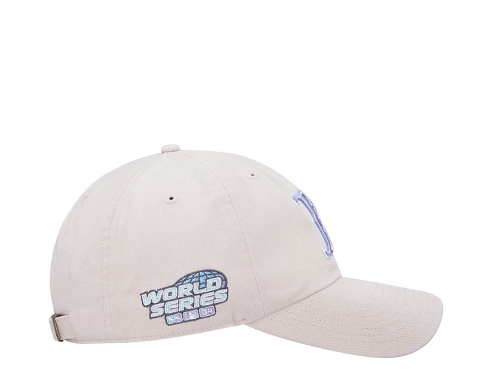 47Brand Boston Red Sox World Series 2004 Bone Double Under Clean Up Strapback Cap