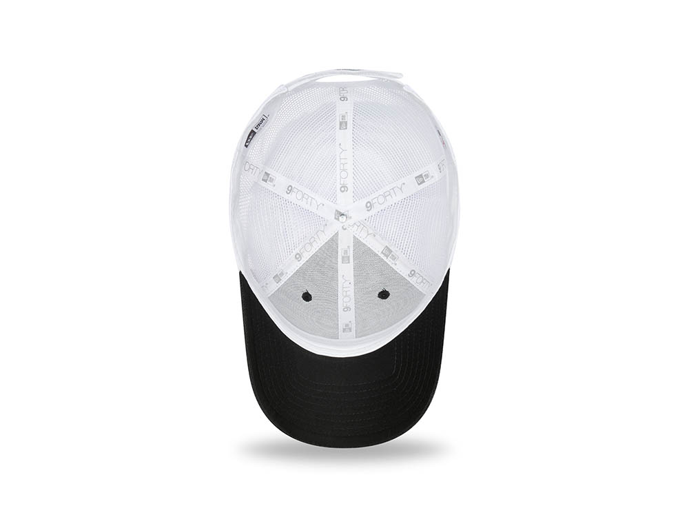 New Era Chicago White Sox Black Home Field Edition 9forty Trucker Strapback Cap