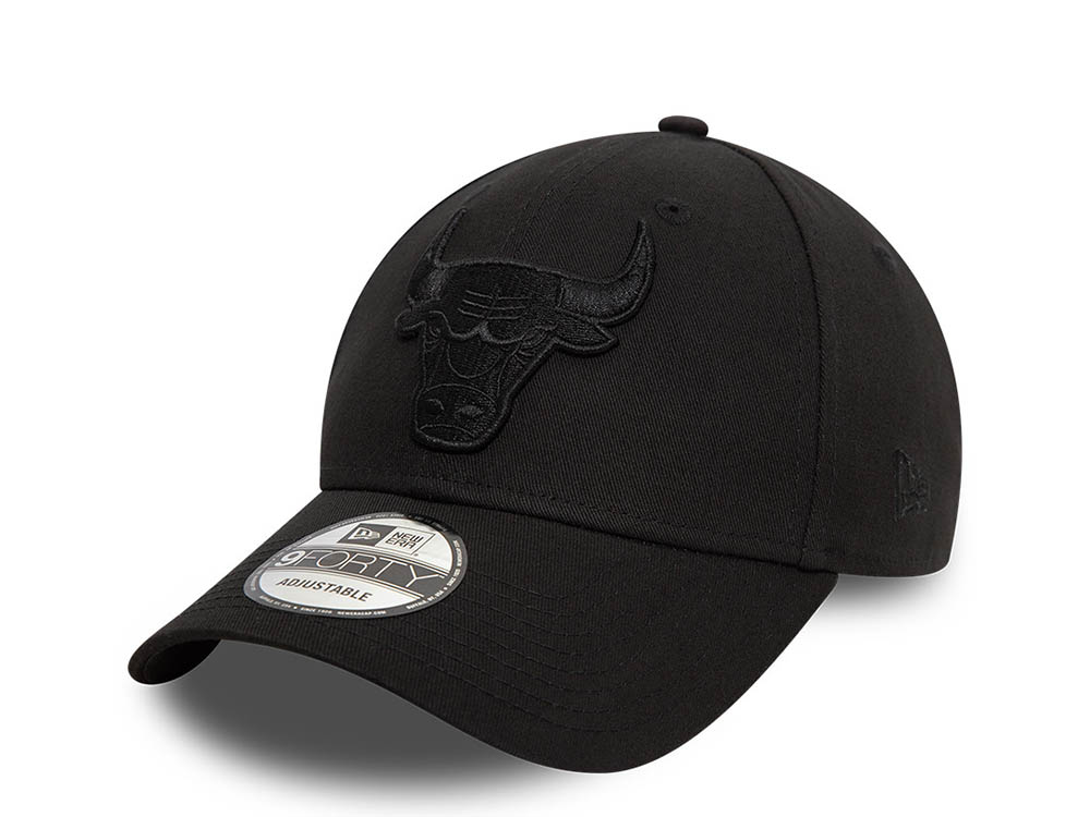 New Era Chicago Bulls NBA Essential Black 9Forty Strapback Cap