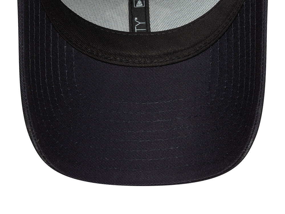 New Era New York Yankees Outline Navy 9Forty Strapback Cap