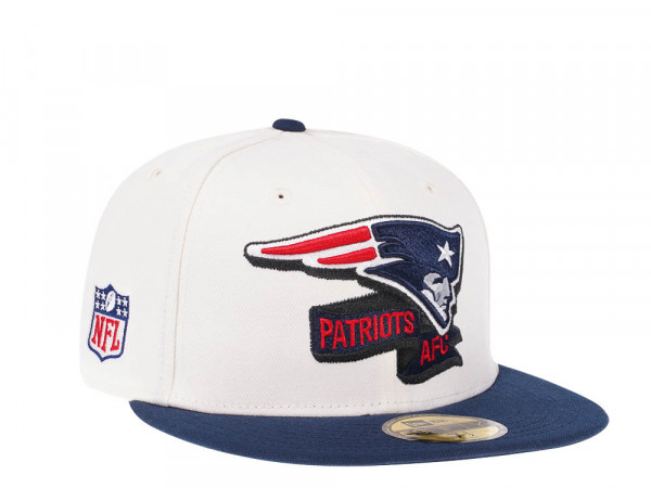 New Era New England Patriots NFL Sideline 2022 59Fifty Fitted Cap